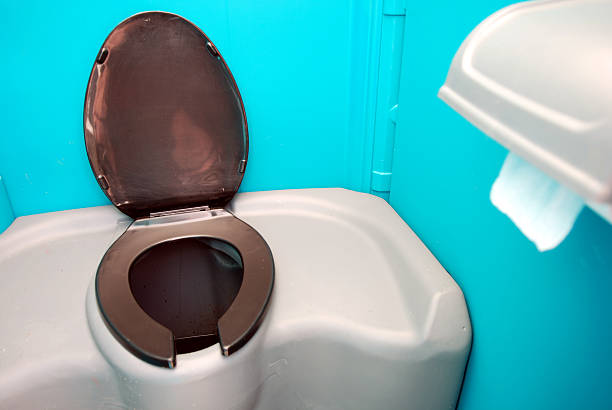 Best Portable bathroom rental  in Apple Valley, MN